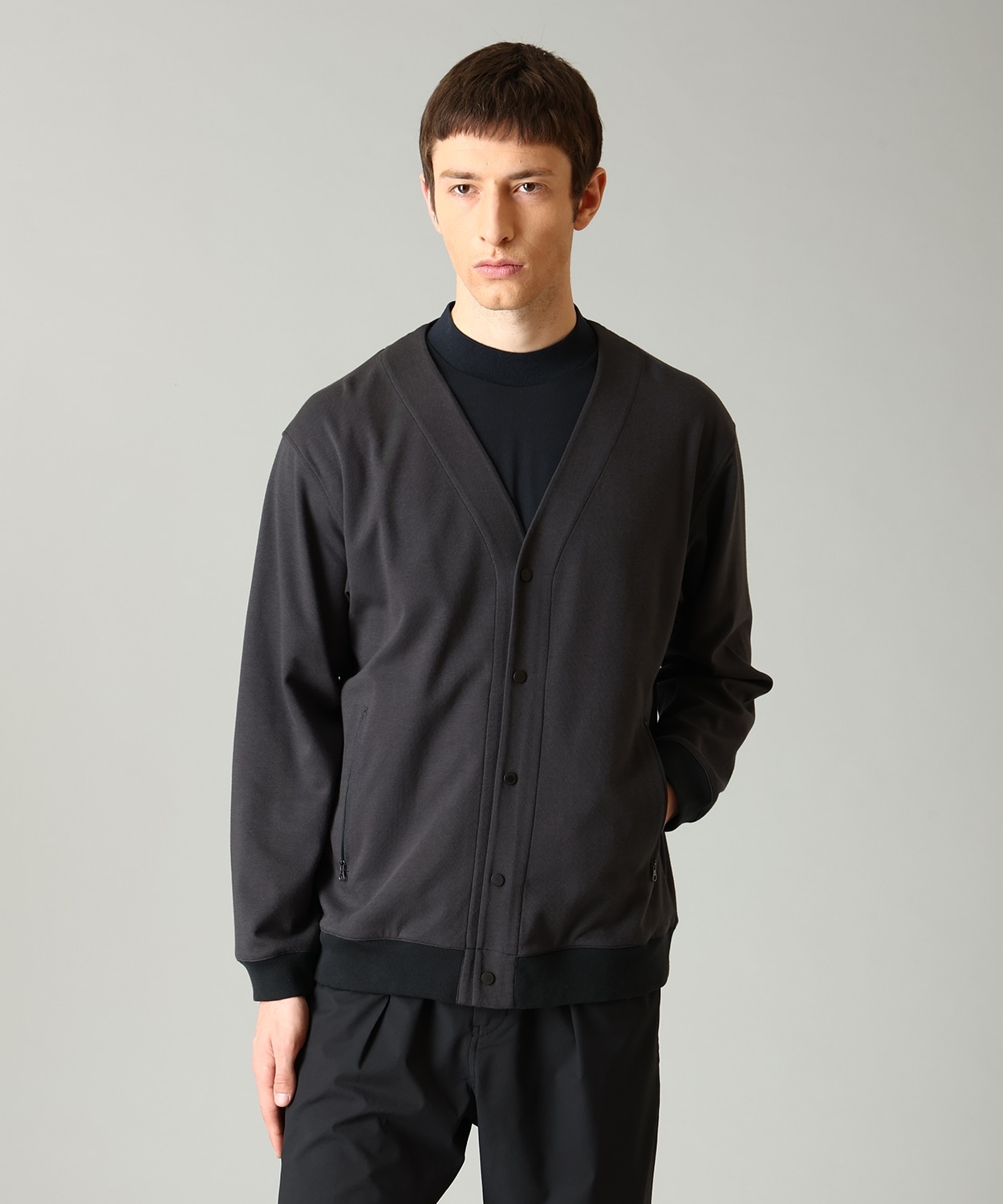 モデル　身長：186cm　着用サイズ：L