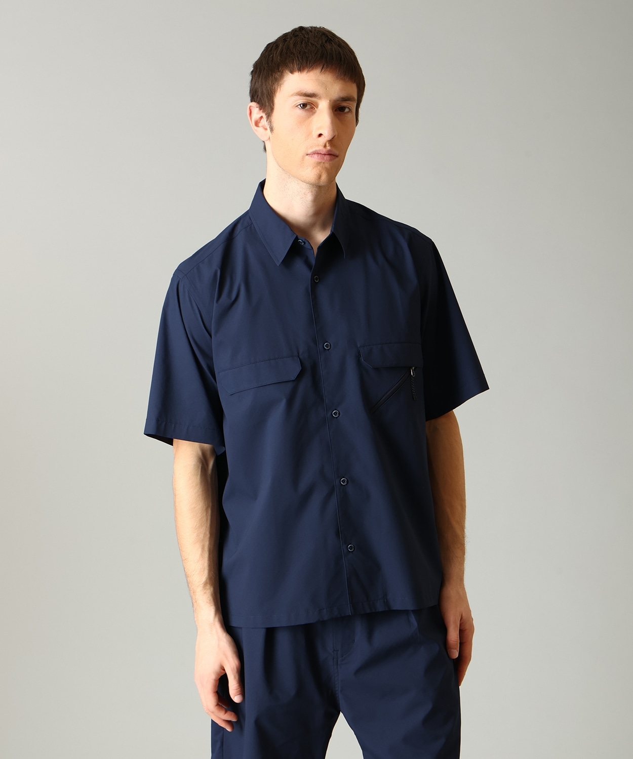 モデル　身長：186cm　着用サイズ：L