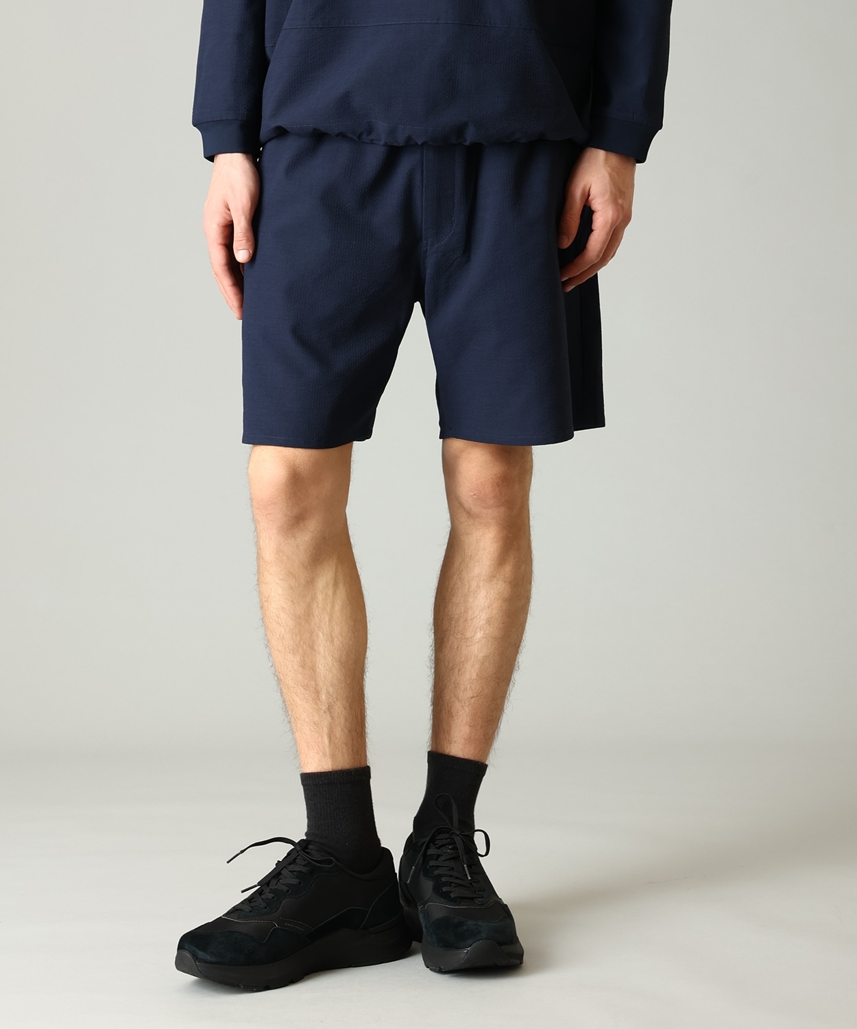 モデル　身長：186cm　着用サイズ：L