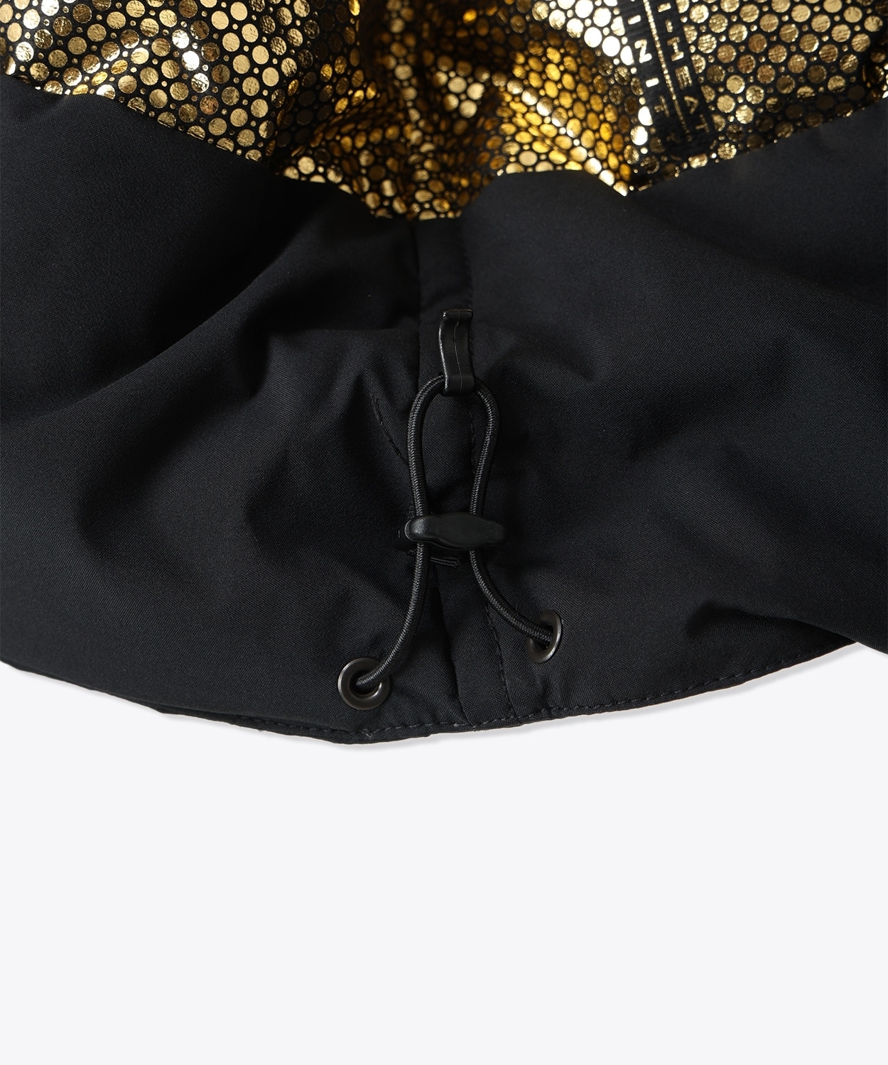 010Black