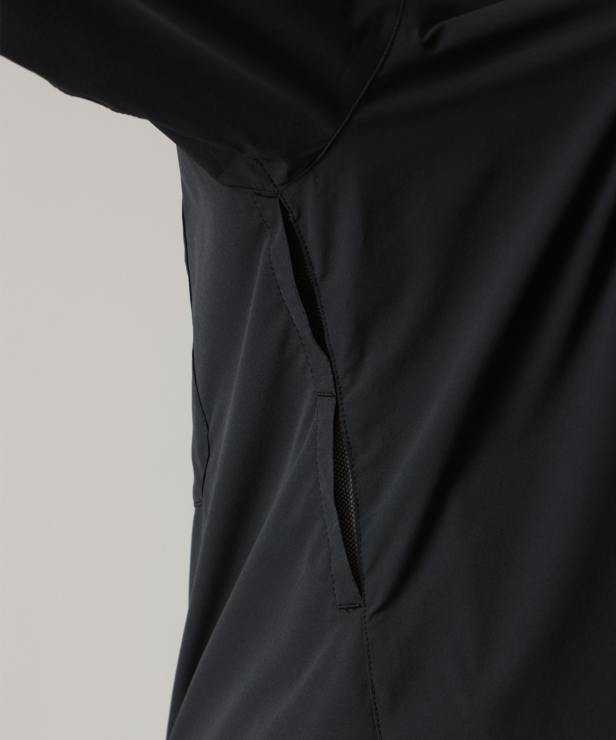 010Black