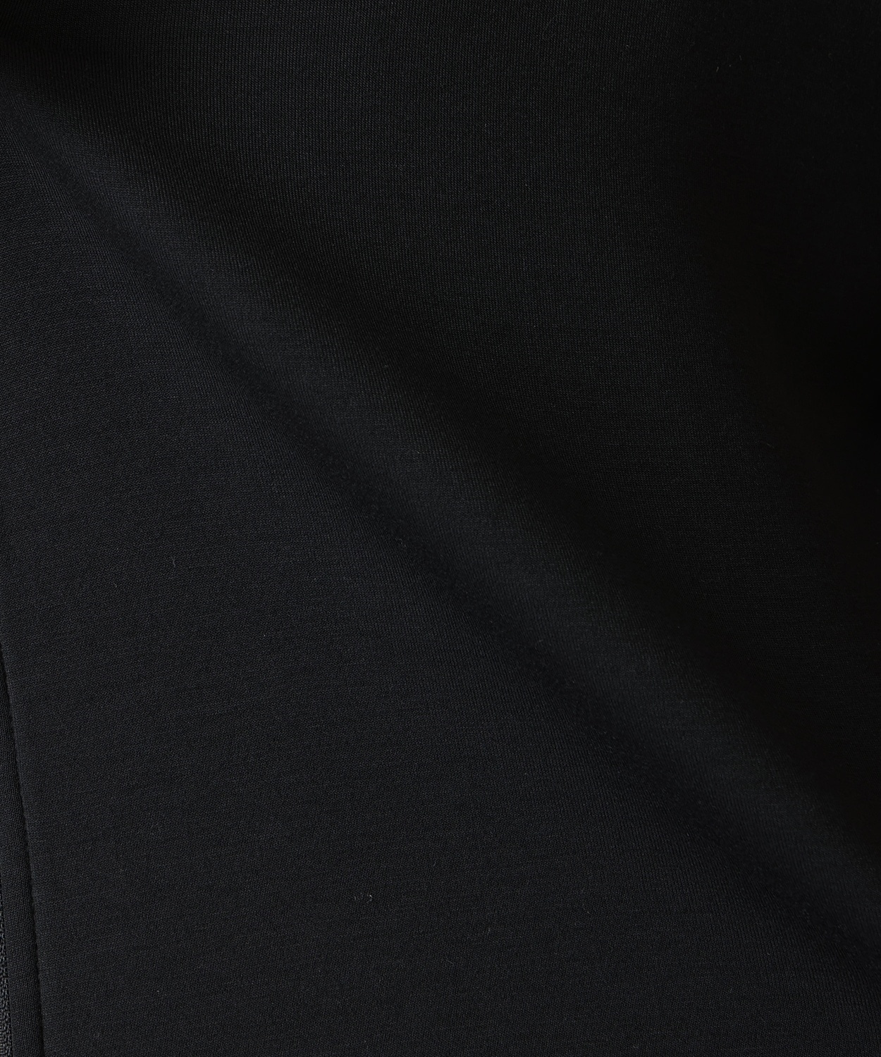 010Black