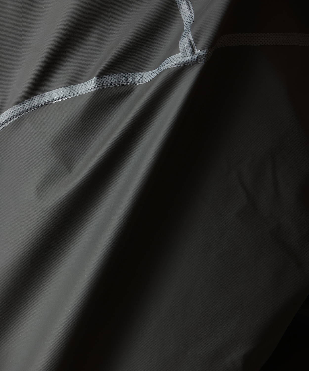 011Black