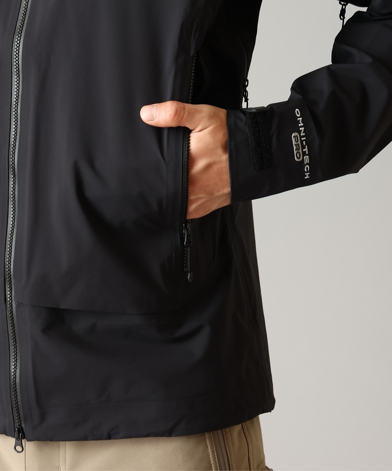 010Black
