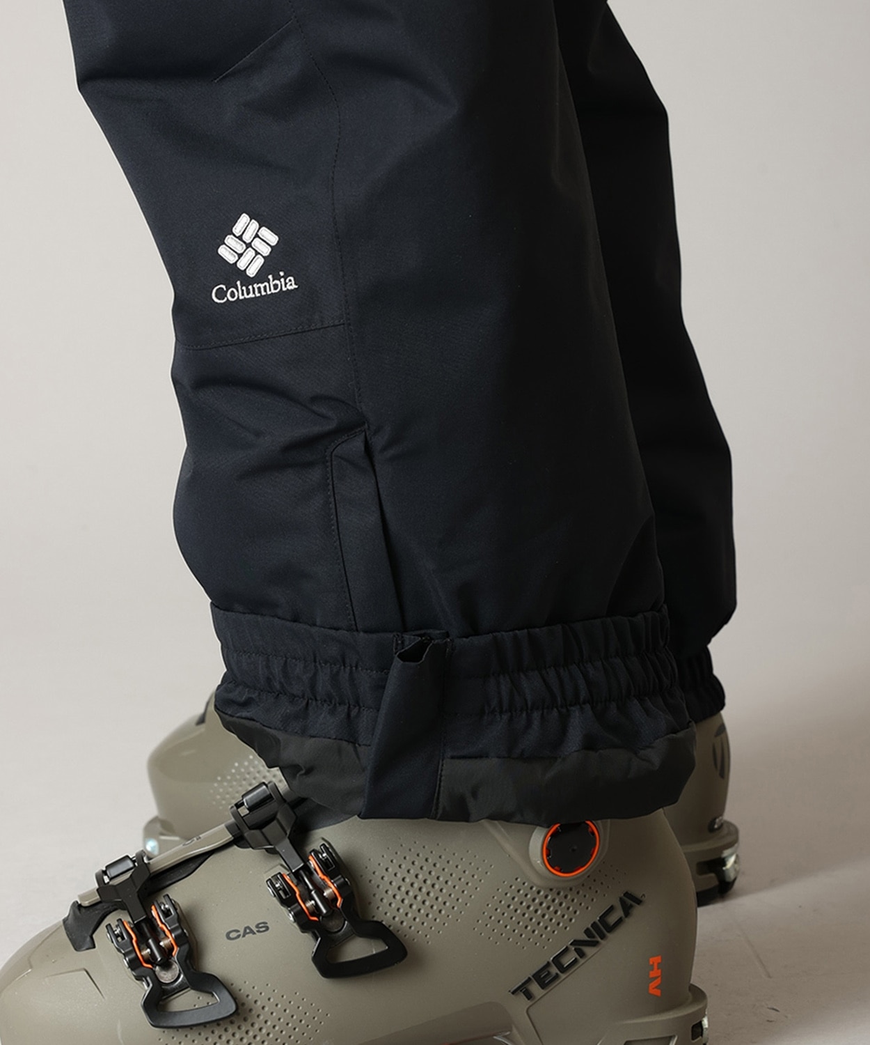 010Black