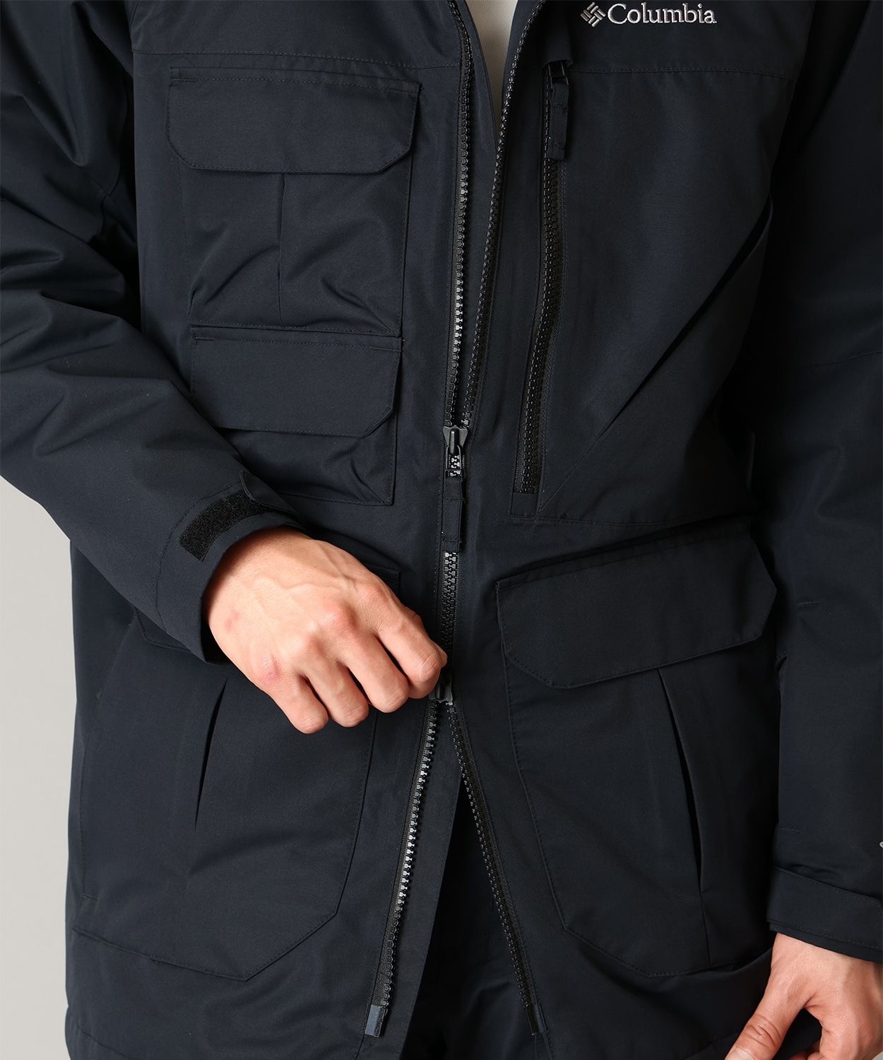 010Black