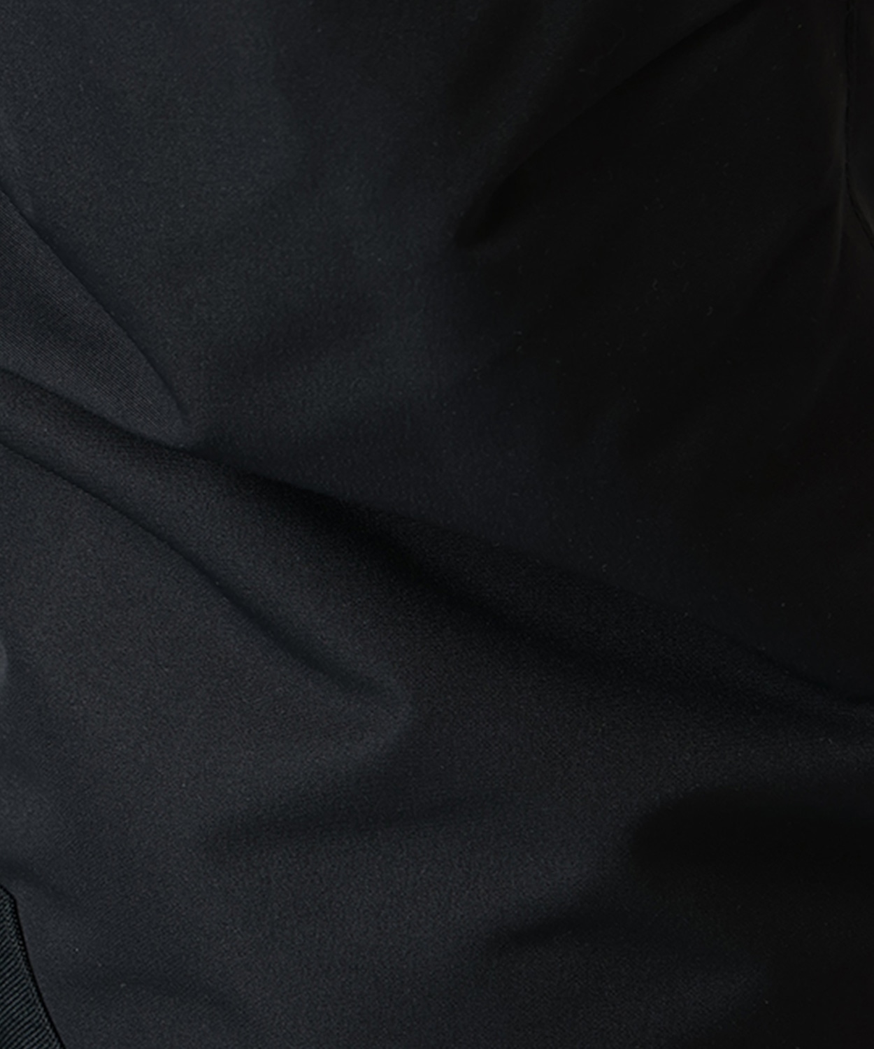 010Black
