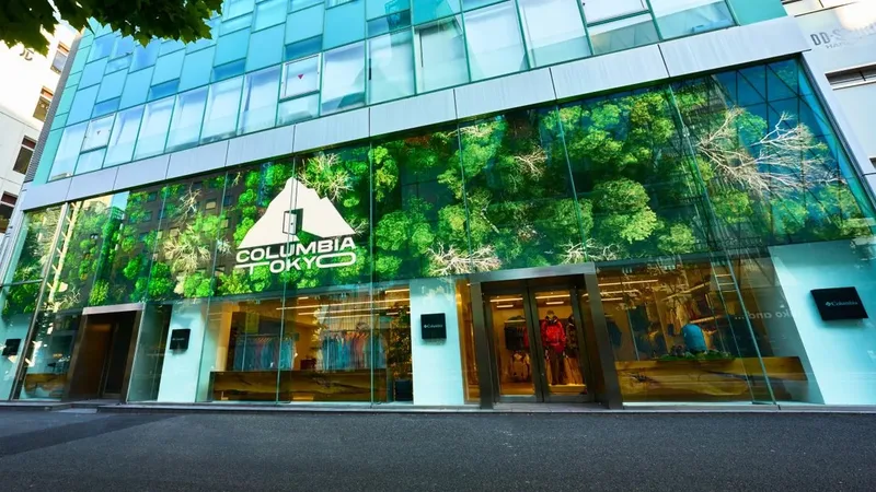 COLUMBIA TOKYO FLAGSHIP 外観