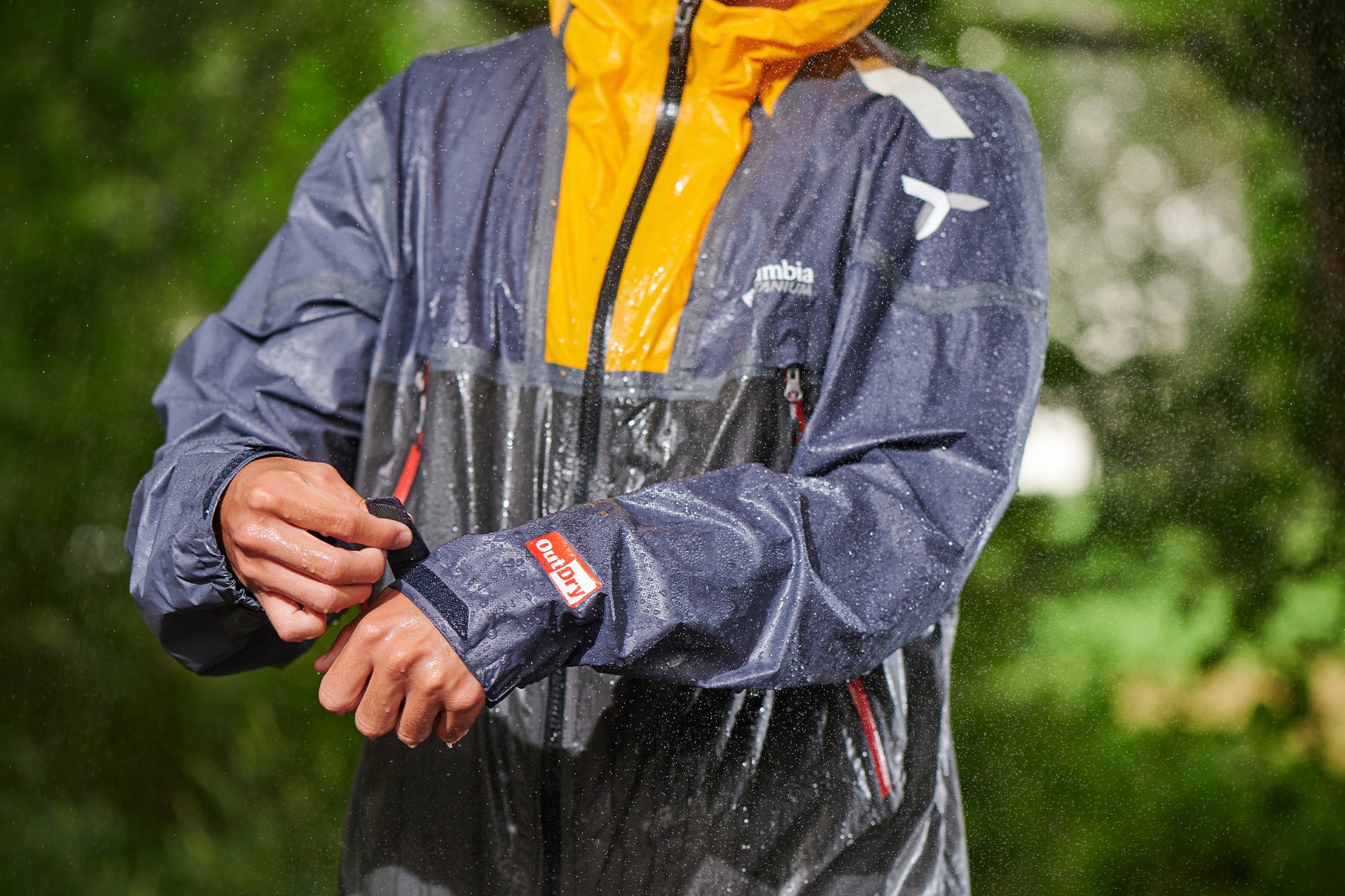 ウェアの機能でよく目にする“撥水（はっすい）”と“防水”の違いは？