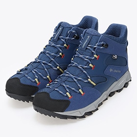 登山靴・トレッキングシューズ